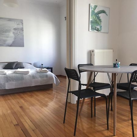 Central 5 Room Apartment Афины Экстерьер фото