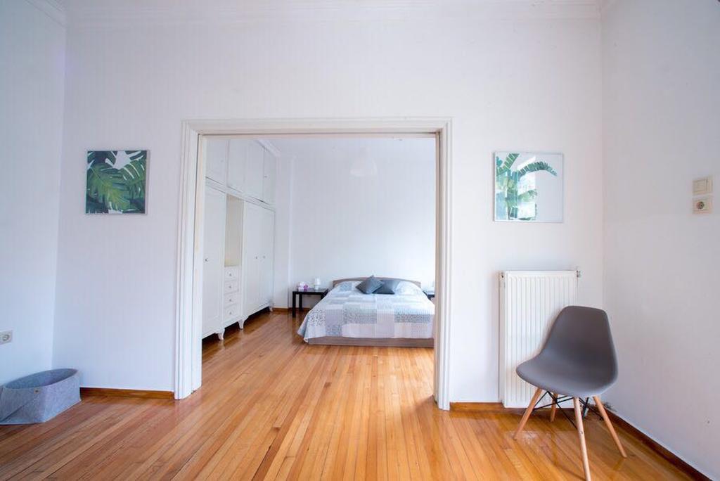 Central 5 Room Apartment Афины Экстерьер фото