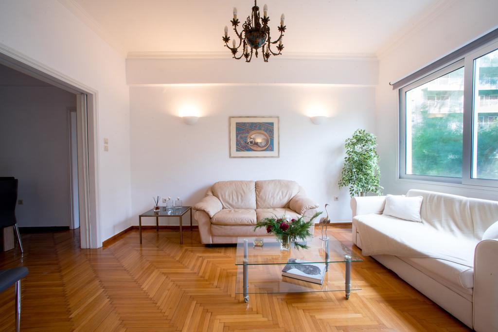 Central 5 Room Apartment Афины Экстерьер фото