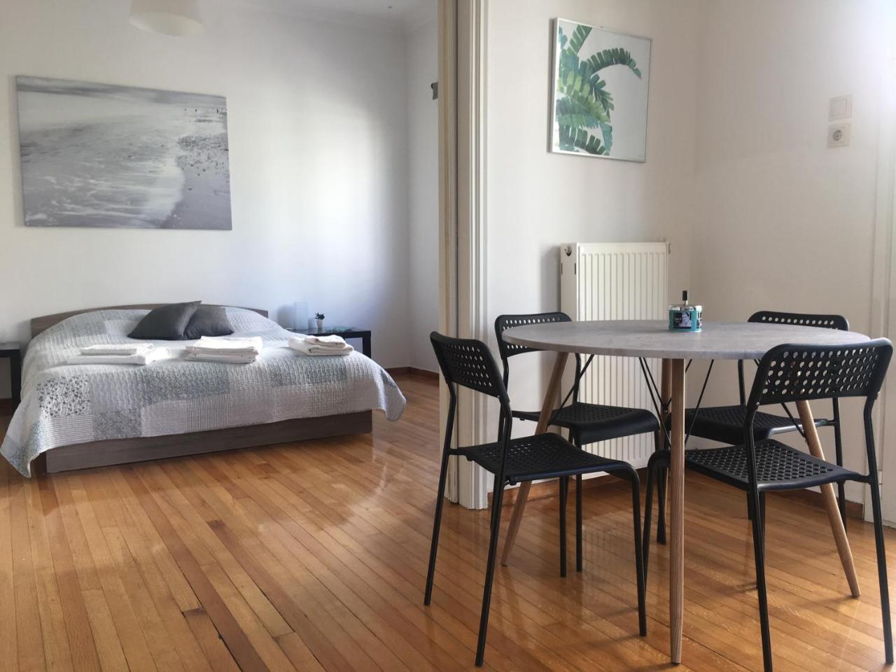 Central 5 Room Apartment Афины Экстерьер фото